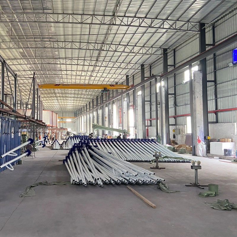 Hot-Dip Galvanized Street Light Pole