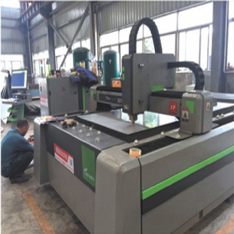 Steel plate laser cutting machine