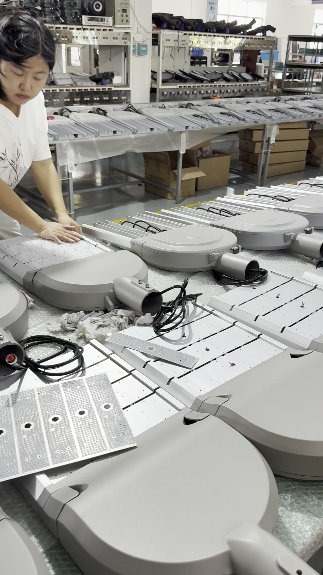 MCL Solar Automated SMT and High-Power 120W LED Street Lighting Luminaire Assembly Line